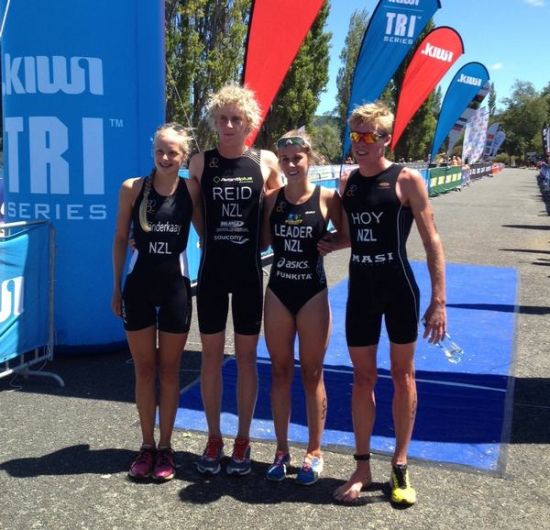 Dan Hoy, Tayler Reid, Jaimee Leader and Nicole van der Kaay won the ITU Oceania Mixed Team Relay Triathlon