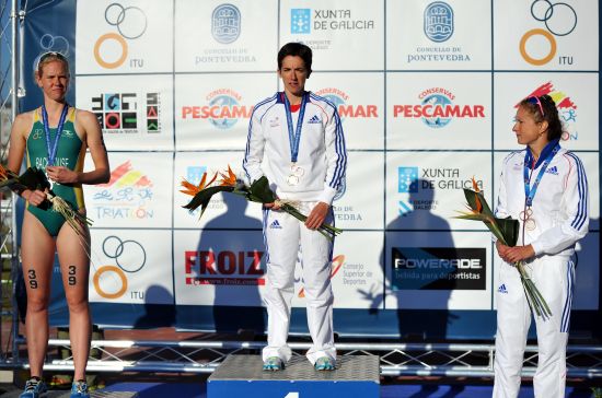 The womens podium: Gillian Backhouse (2nd), Sandra Lenvenez (1st) and Sabrina Monmarteau (3rd)