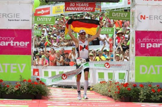 Timo Bracht crossing the line