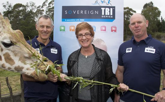 Zuri (giraffe) gets up close and personal with Dave Dwan (President Canterbury Tri Club, Erin Baker and Ed Jones (Paratri competitor) at today’s launch