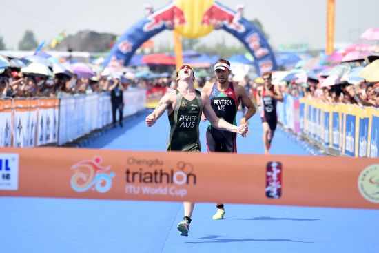 Ryan Fisher about to win in Chengdu